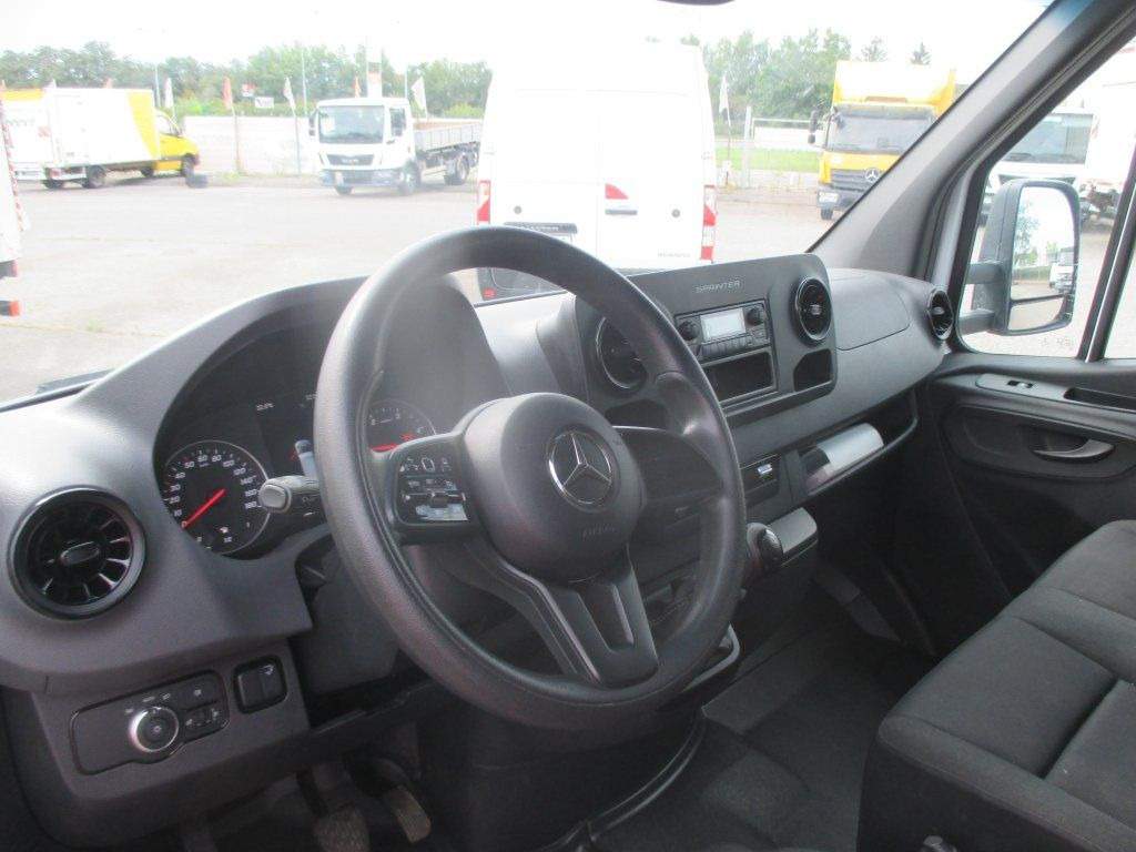 כלי רכב מסחרי עם לוח Mercedes-Benz Sprinter 514 CDi: תמונה 20