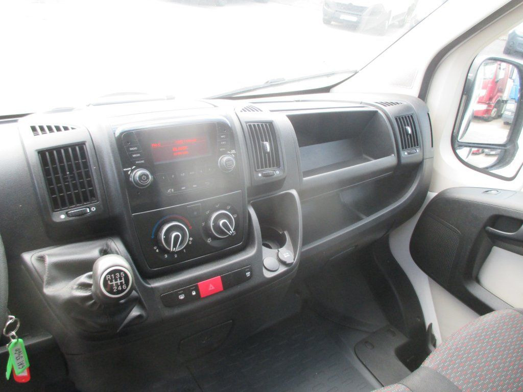 כלי רכב מסחרי לקירור Peugeot Boxer L2H1: תמונה 16