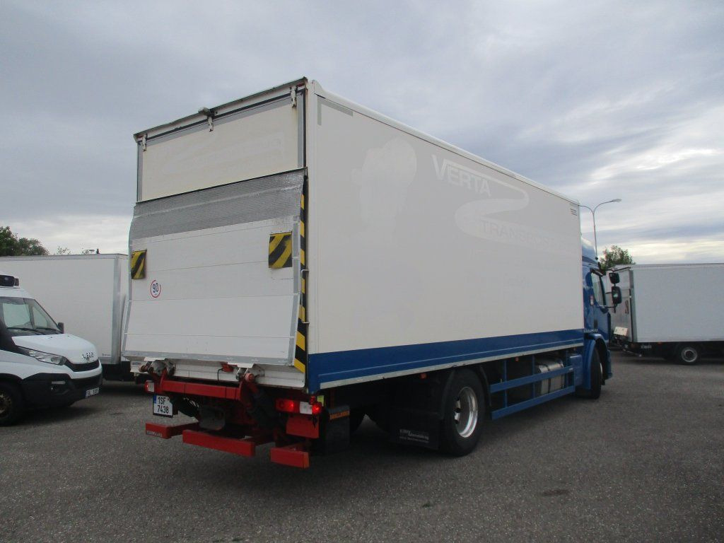 Renault D18, 320 - משאית תיבה: תמונה 3 Renault D18, 320 - משאית תיבה: תמונה 3