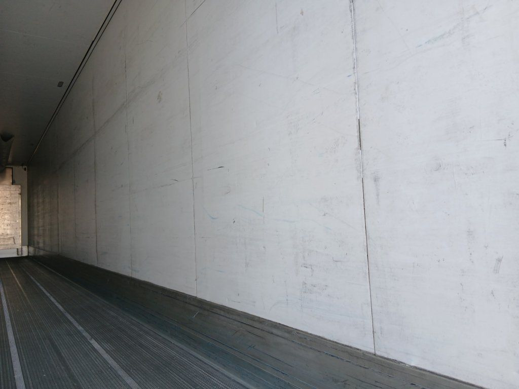 סמיטריילר בתיבה סגורה Schmitz Cargobull SKO24 Thermo King SLXe300: תמונה 16 סמיטריילר בתיבה סגורה Schmitz Cargobull SKO24 Thermo King SLXe300: תמונה 16