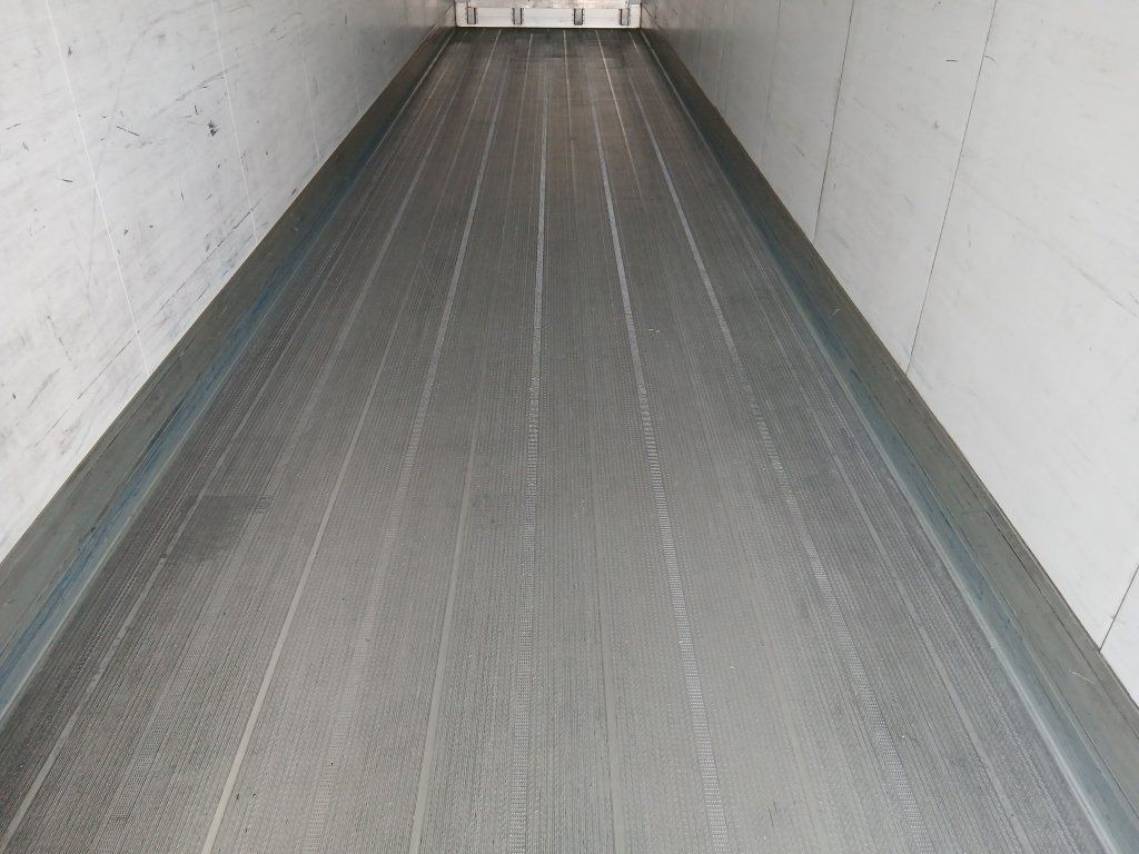 סמיטריילר בתיבה סגורה Schmitz Cargobull SKO24 Thermo King SLXe300: תמונה 19 סמיטריילר בתיבה סגורה Schmitz Cargobull SKO24 Thermo King SLXe300: תמונה 19