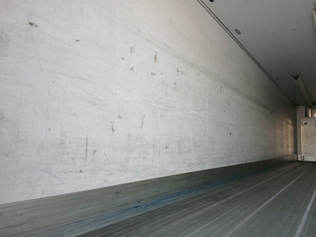 סמיטריילר בתיבה סגורה Schmitz Cargobull SKO24 Thermo King SLXe300: תמונה 17 סמיטריילר בתיבה סגורה Schmitz Cargobull SKO24 Thermo King SLXe300: תמונה 17