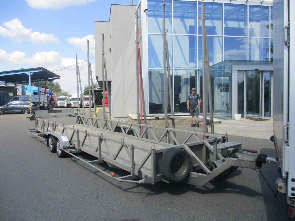 VEZEKO R2B2X - קרון נגרר שלדה: תמונה 1 VEZEKO R2B2X - קרון נגרר שלדה: תמונה 1