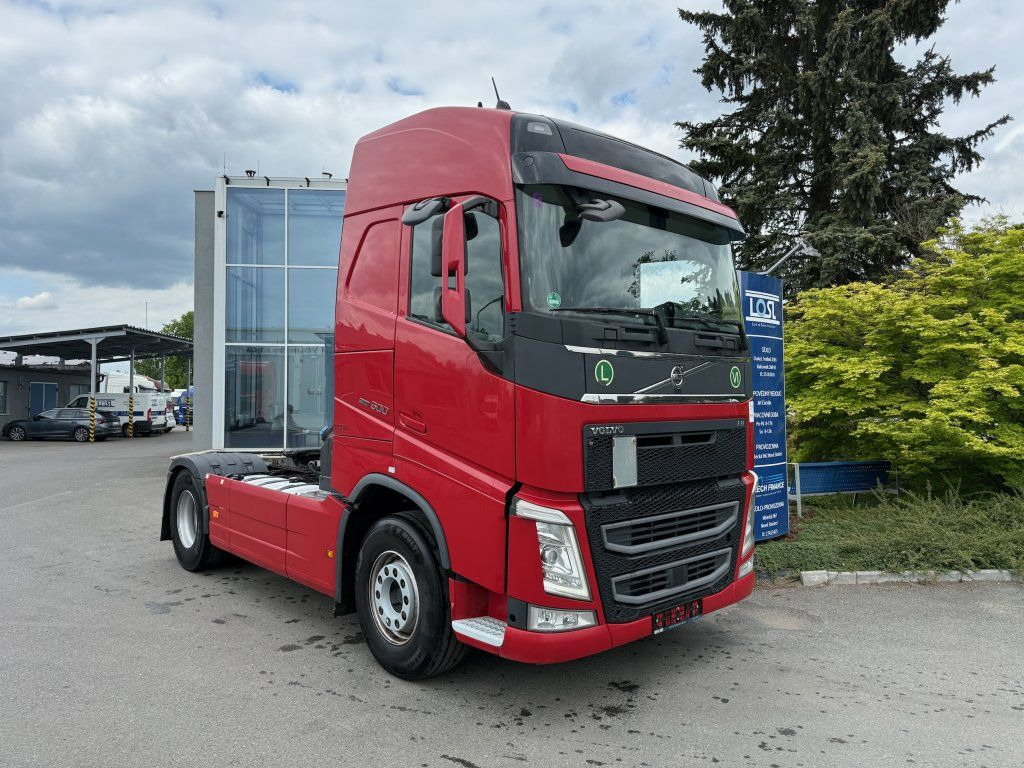 Volvo FH500 EURO 6 HYDRAULIK - DUAL CLUTCH - יחידת טרקטור: תמונה 2 Volvo FH500 EURO 6 HYDRAULIK - DUAL CLUTCH - יחידת טרקטור: תמונה 2