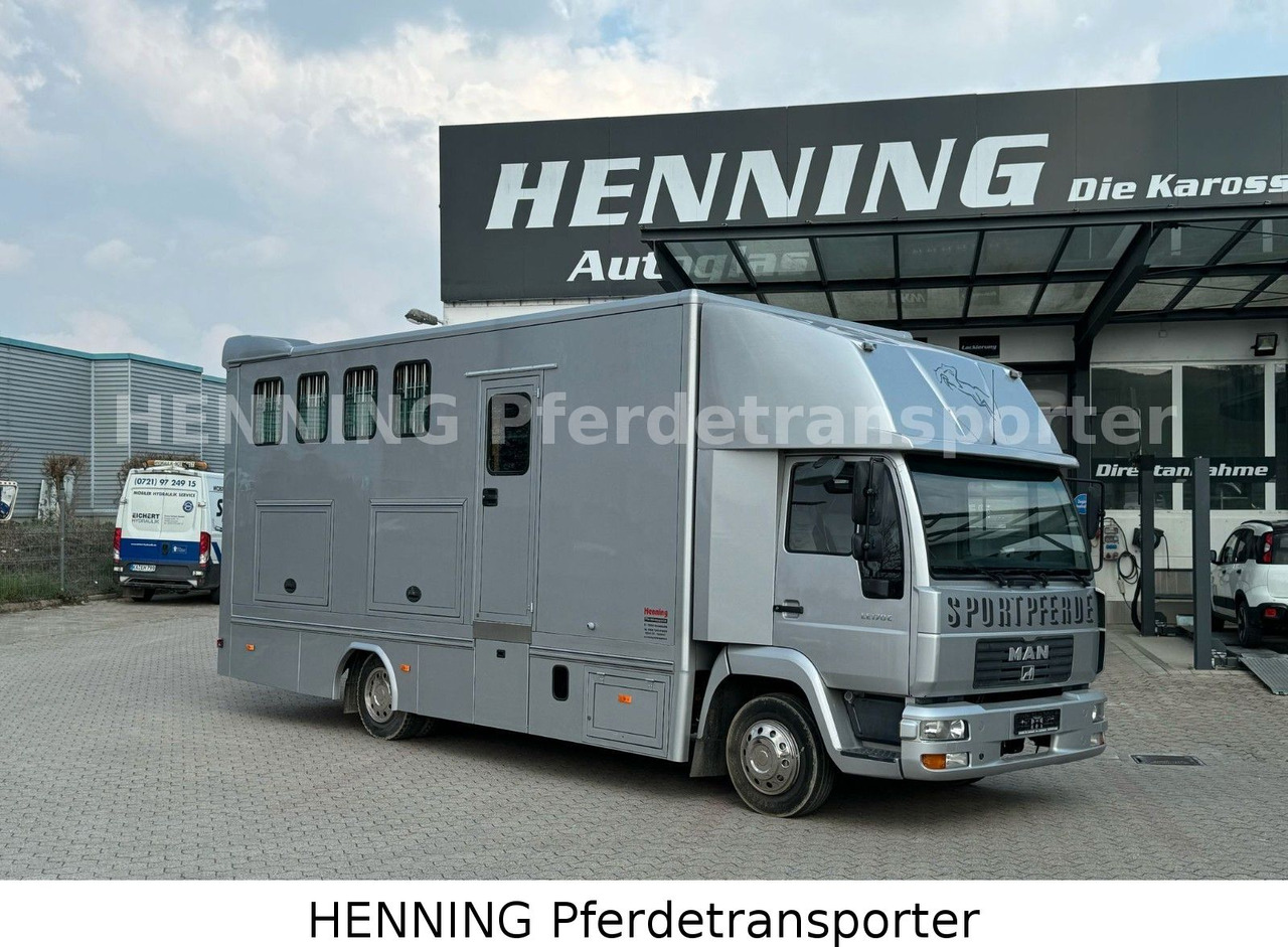 MAN L2000 *3 - Pferde* *WOHNRAUM* - משאית סוסים: תמונה 1 MAN L2000 *3 - Pferde* *WOHNRAUM* - משאית סוסים: תמונה 1