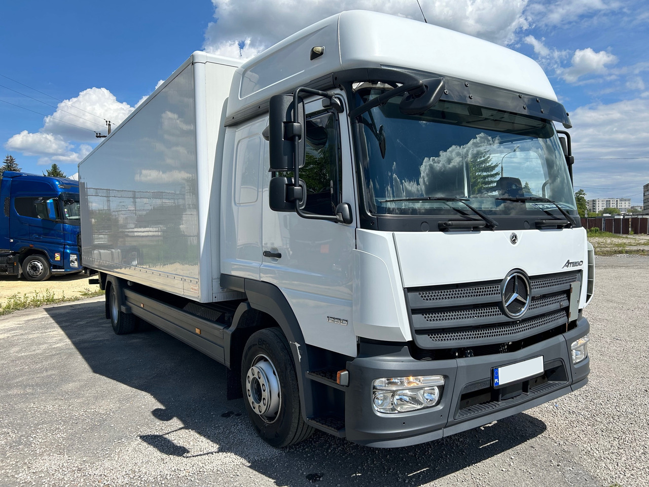 MERCEDES-BENZ ATEGO 1230 / BIGSPACE / 2020 / KOFFER 19 EPAL / LBW 2T - משאית תיבה: תמונה 2 MERCEDES-BENZ ATEGO 1230 / BIGSPACE / 2020 / KOFFER 19 EPAL / LBW 2T - משאית תיבה: תמונה 2