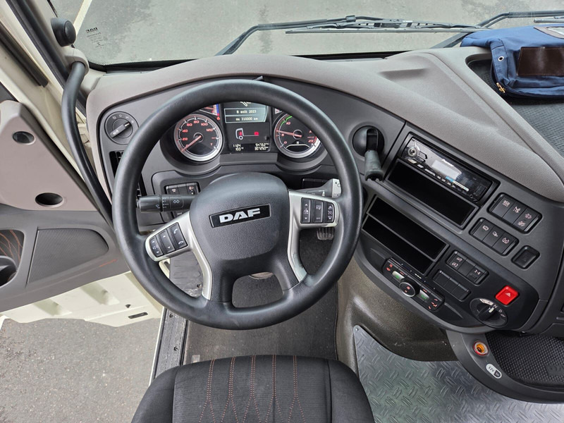 DAF XF 450 - auto-école - משאית וילונות צד: תמונה 5 DAF XF 450 - auto-école - משאית וילונות צד: תמונה 5