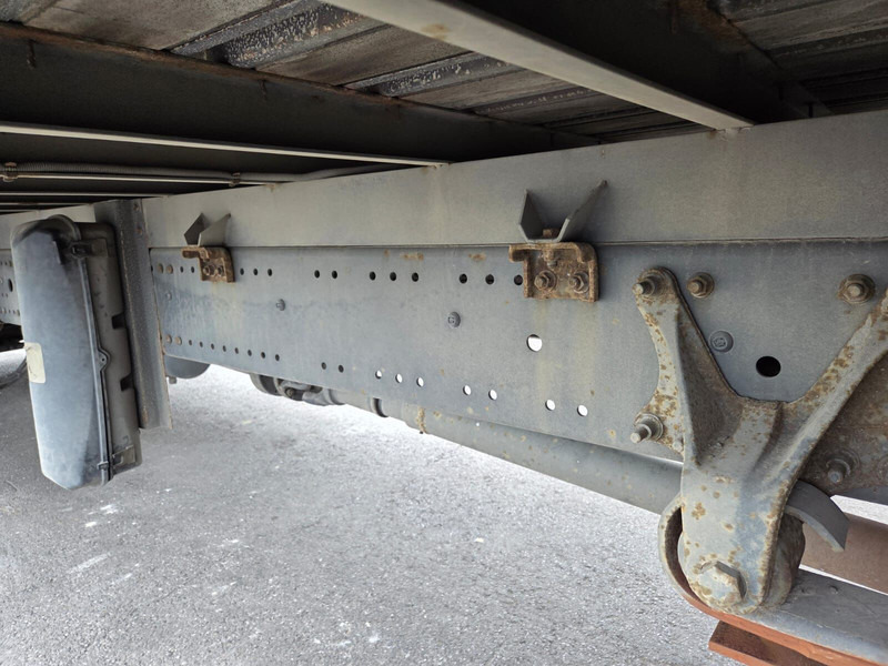 Mercedes-Benz Axor 1829 - full steel/lames - משאית וילונות צד: תמונה 3 Mercedes-Benz Axor 1829 - full steel/lames - משאית וילונות צד: תמונה 3