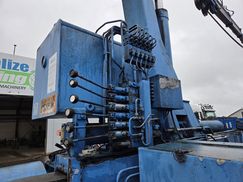 Mercedes-Benz SK 1928 - יחידת טרקטור: תמונה 4 Mercedes-Benz SK 1928 - יחידת טרקטור: תמונה 4