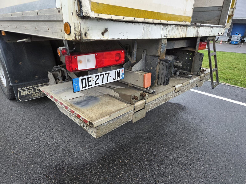 Renault Premium 380dxi - véhicule auto-école - משאית תיבה: תמונה 4 Renault Premium 380dxi - véhicule auto-école - משאית תיבה: תמונה 4
