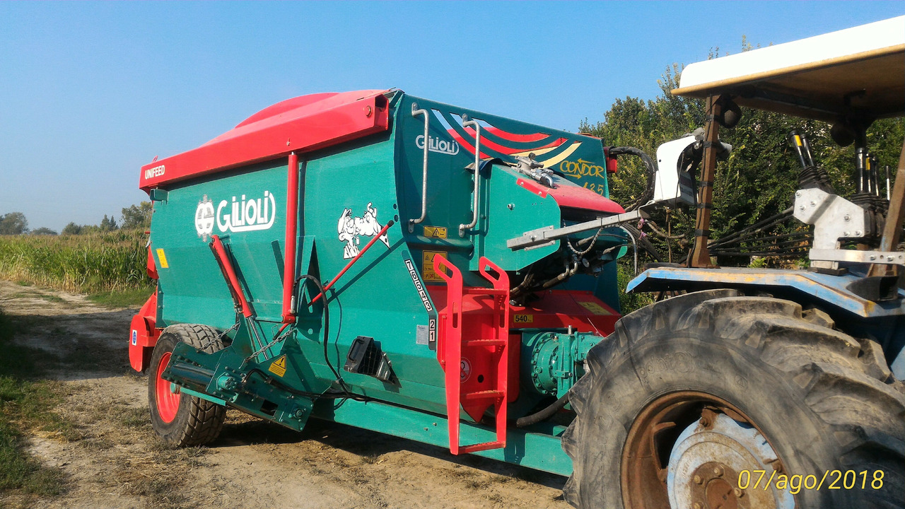 ITALMIX GILIOLI CONDOR - עגלת מערבל מספוא: תמונה 1 ITALMIX GILIOLI CONDOR - עגלת מערבל מספוא: תמונה 1