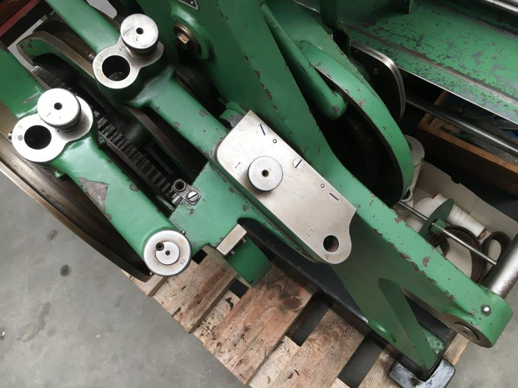 מכונת הדפסה Brehmer 39 3/4-2 semi-automatic book block thread sewing machine: תמונה 9