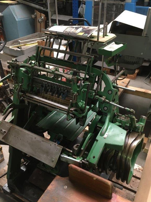 מכונת הדפסה Brehmer 39 3/4-2 semi-automatic book block thread sewing machine: תמונה 11