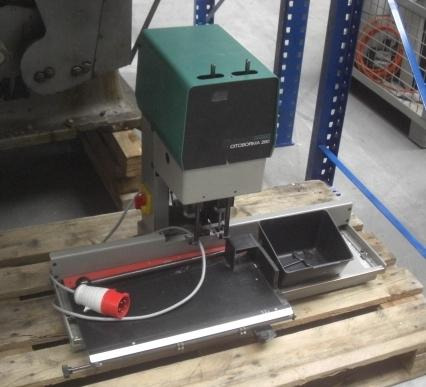 Ernst Nagel Citoborma 280 2-spindle paper drilling machine - מכונת הדפסה: תמונה 1 Ernst Nagel Citoborma 280 2-spindle paper drilling machine - מכונת הדפסה: תמונה 1