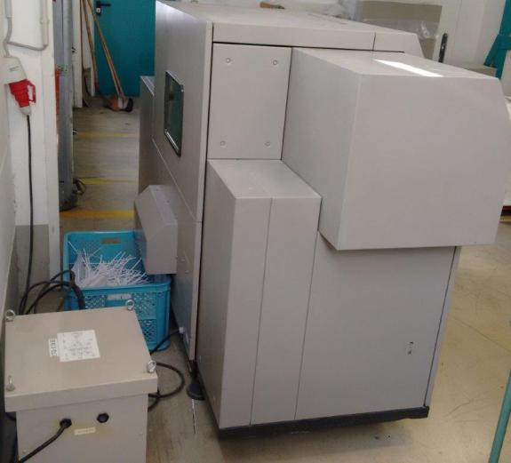 Horizon HT-30 autom. Rotary three-knife trimmer - מכונת חיתוך נייר: תמונה 2 Horizon HT-30 autom. Rotary three-knife trimmer - מכונת חיתוך נייר: תמונה 2