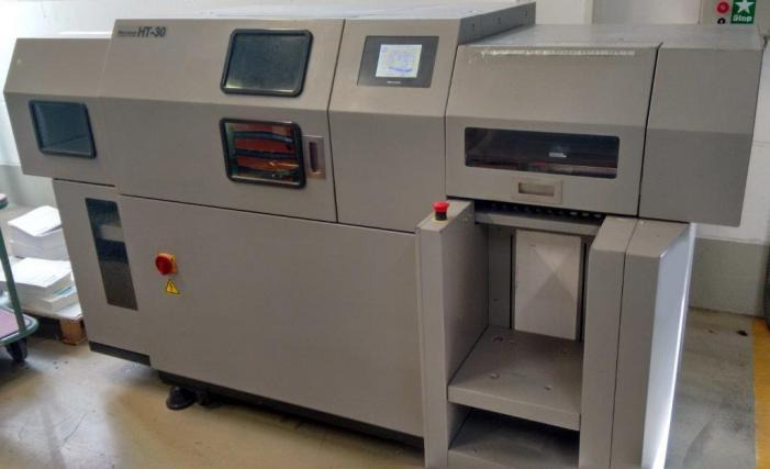 Horizon HT-30 autom. Rotary three-knife trimmer - מכונת חיתוך נייר: תמונה 1 Horizon HT-30 autom. Rotary three-knife trimmer - מכונת חיתוך נייר: תמונה 1