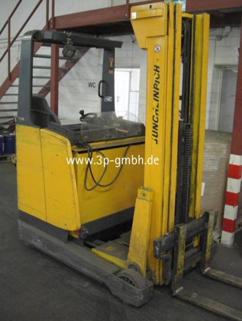 Jungheinrich ETV 214 AC Electric Reach Truck - משאית הגעה: תמונה 1 Jungheinrich ETV 214 AC Electric Reach Truck - משאית הגעה: תמונה 1