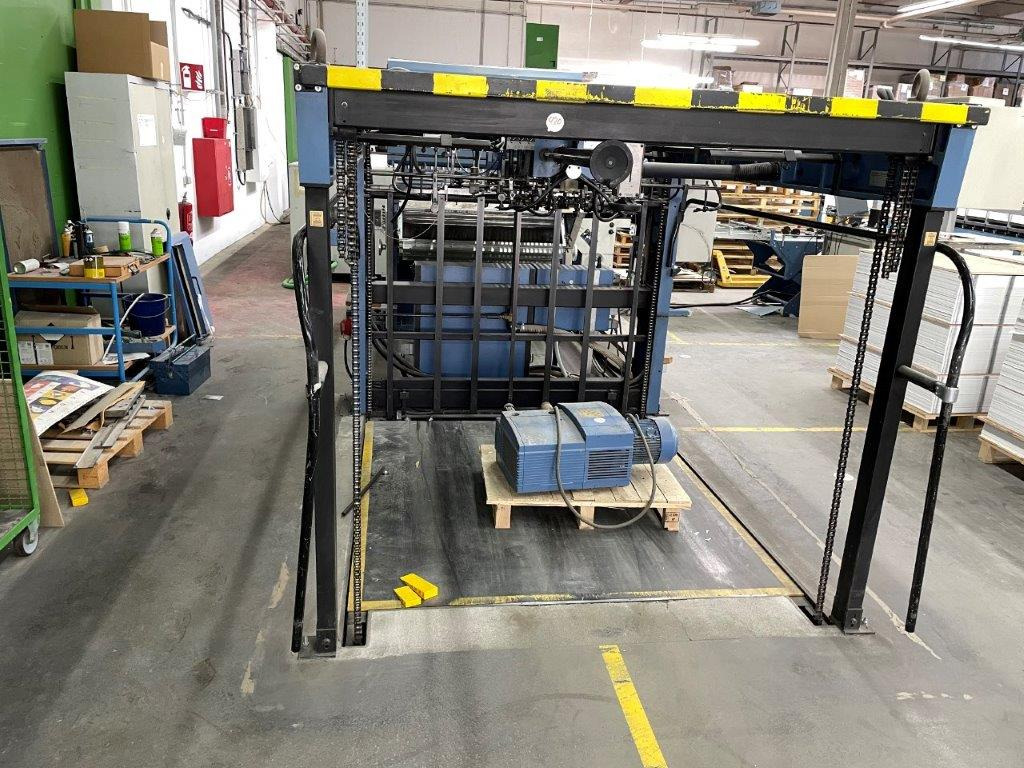 Large format Affischenfolder Herzog & Heymann M7-58.6 + M7.67-4 Mabeg feeder - מכונות קיפול: תמונה 4 Large format Affischenfolder Herzog & Heymann M7-58.6 + M7.67-4 Mabeg feeder - מכונות קיפול: תמונה 4