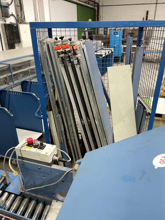 Large format Affischenfolder Herzog & Heymann M7-58.6 + M7.67-4 Mabeg feeder - מכונות קיפול: תמונה 5 Large format Affischenfolder Herzog & Heymann M7-58.6 + M7.67-4 Mabeg feeder - מכונות קיפול: תמונה 5