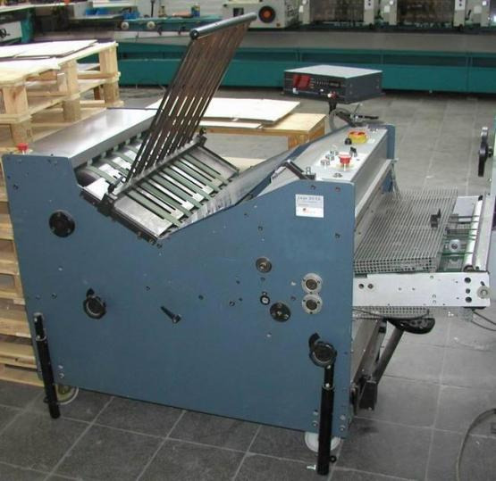 Lega 30-55 vertical stack delivery - מכונות קיפול: תמונה 1 Lega 30-55 vertical stack delivery - מכונות קיפול: תמונה 1