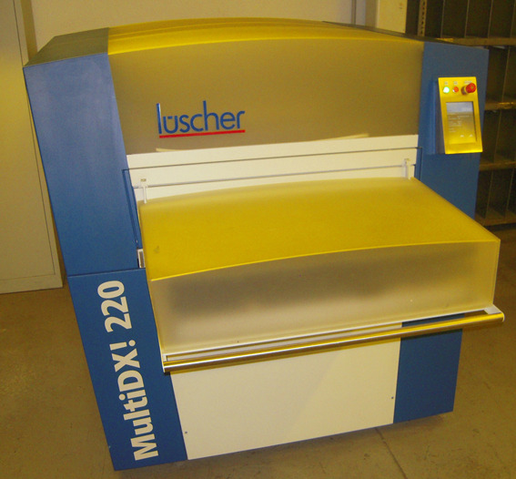 Lüscher Multi DX! 220 UV-Flex CtP system - מכונת הדפסה: תמונה 1 Lüscher Multi DX! 220 UV-Flex CtP system - מכונת הדפסה: תמונה 1