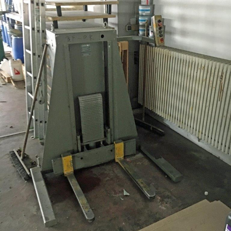 Polar Mohr L 600-G-3 fork lift with adjustable forks - ציוד מחסן: תמונה 1 Polar Mohr L 600-G-3 fork lift with adjustable forks - ציוד מחסן: תמונה 1