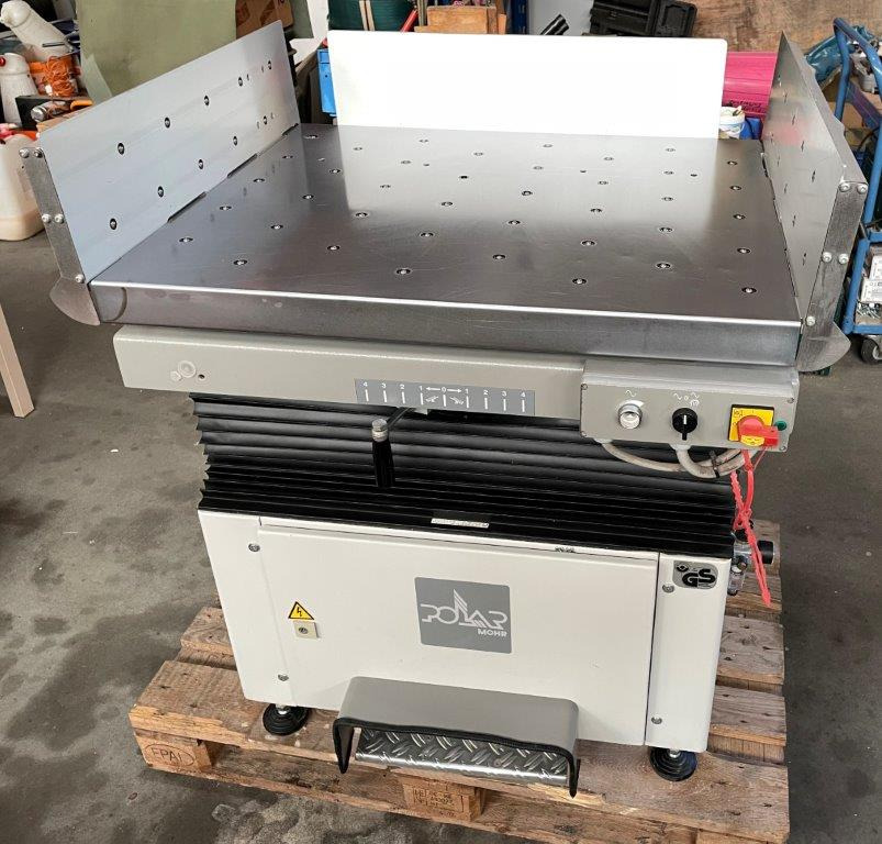 Polar Mohr half format automatic jogger Polar R-2 - מכונת הדפסה: תמונה 1 Polar Mohr half format automatic jogger Polar R-2 - מכונת הדפסה: תמונה 1