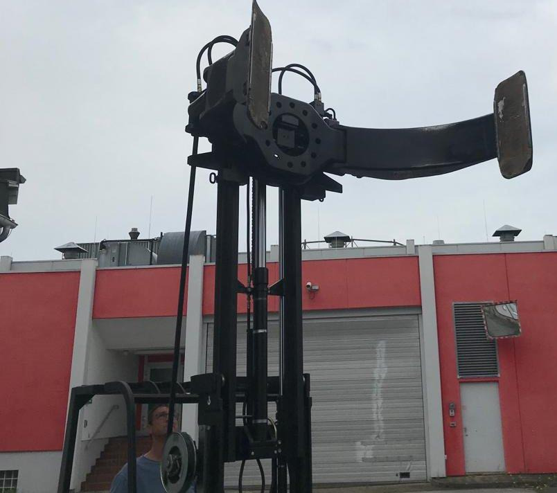 Three-wheel electric front loader Jungheinrich EFG DF 15 with duplex mast and Meyer roller clamp - מלגזה חשמלית: תמונה 4 Three-wheel electric front loader Jungheinrich EFG DF 15 with duplex mast and Meyer roller clamp - מלגזה חשמלית: תמונה 4