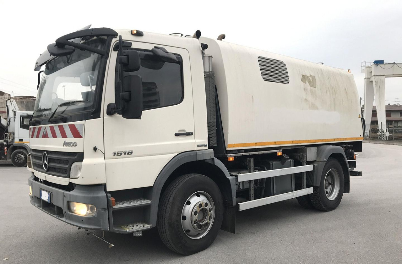 BUCHER SCHORLING - מטאטא כבישים: תמונה 1 BUCHER SCHORLING - מטאטא כבישים: תמונה 1