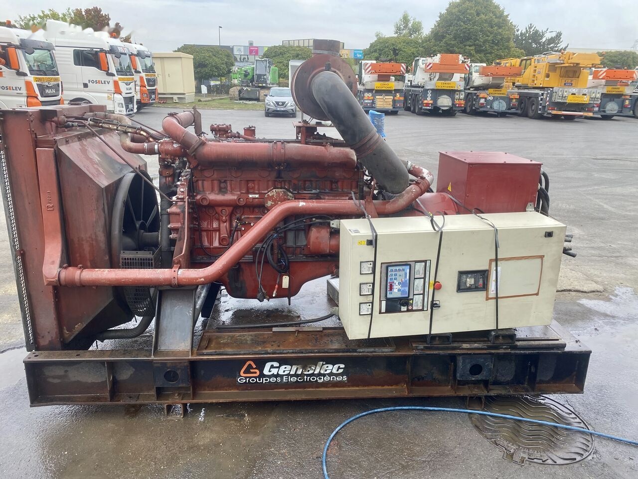 Genelec 300 kVa IVECO - ערכת גנרטורים: תמונה 2 Genelec 300 kVa IVECO - ערכת גנרטורים: תמונה 2