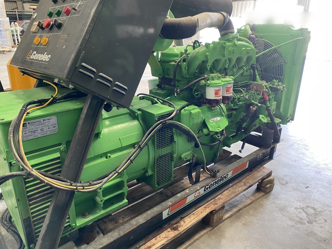 IVECO 60 kVa iVECO 8061 - ערכת גנרטורים: תמונה 1 IVECO 60 kVa iVECO 8061 - ערכת גנרטורים: תמונה 1