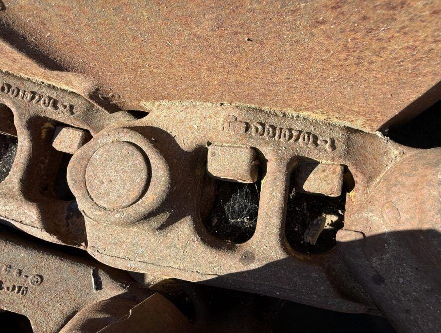 CAT D7 D8 XL - מסגרת/ שלדה עבור מכונת בנייה: תמונה 2 CAT D7 D8 XL - מסגרת/ שלדה עבור מכונת בנייה: תמונה 2