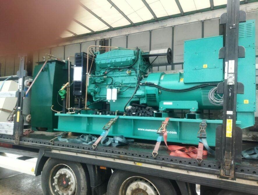 Cummins Generator Cummins C440 D5 - ערכת גנרטורים: תמונה 1 Cummins Generator Cummins C440 D5 - ערכת גנרטורים: תמונה 1