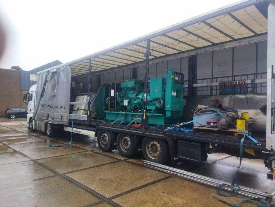 Cummins Generator Cummins C440 D5 - ערכת גנרטורים: תמונה 3 Cummins Generator Cummins C440 D5 - ערכת גנרטורים: תמונה 3
