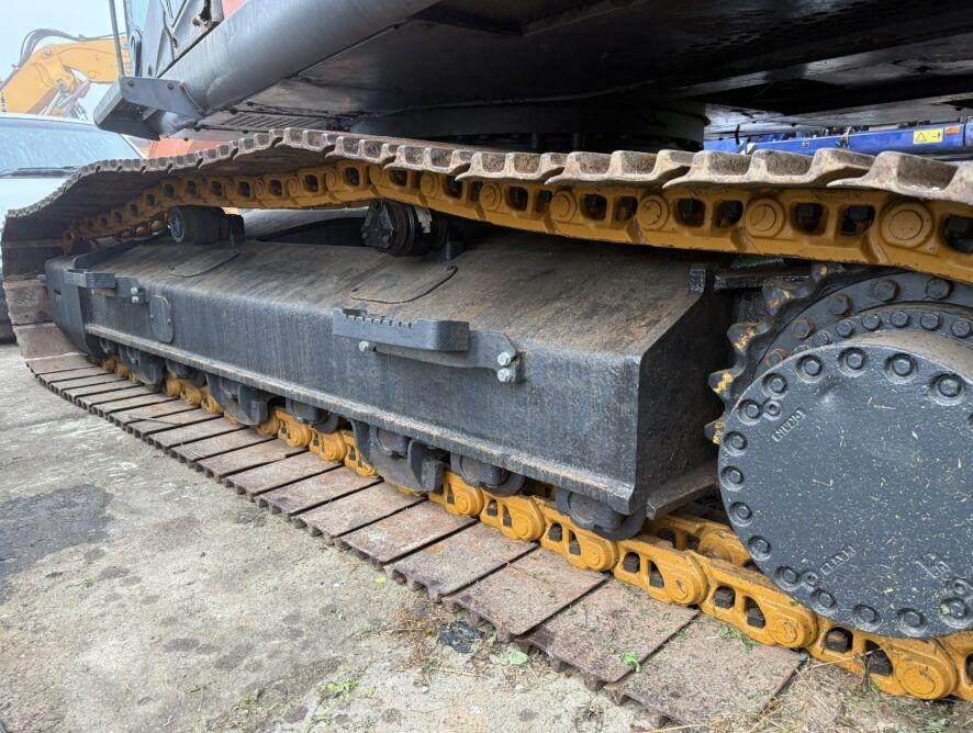 Hitachi ZX350 Long Reach Super Long Front 22 Meters SLF - מחפר סורק: תמונה 5 Hitachi ZX350 Long Reach Super Long Front 22 Meters SLF - מחפר סורק: תמונה 5