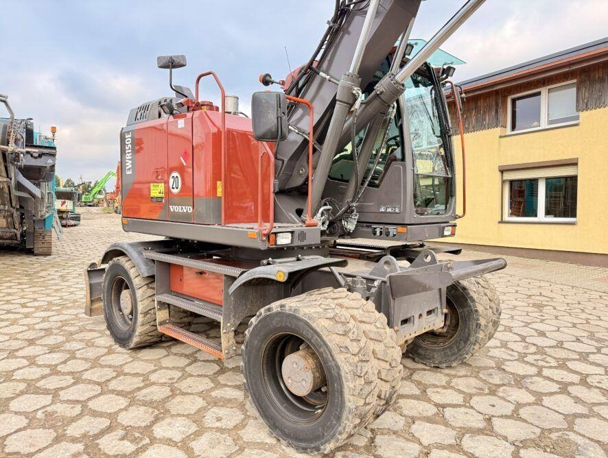 Volvo EWR150E - מחפר גלגלים: תמונה 5 Volvo EWR150E - מחפר גלגלים: תמונה 5