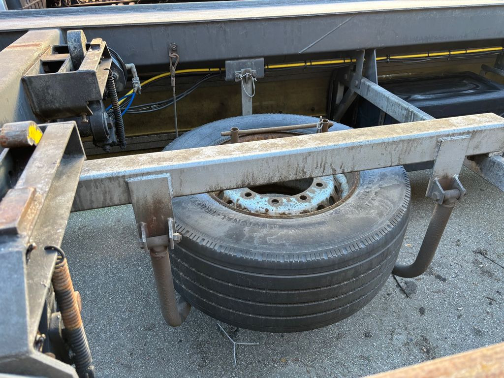 Jung R. TOP ZUSTAND / MICHELIN Ber. - קרון נגרר מתגלגל/ מדלג: תמונה 4 Jung R. TOP ZUSTAND / MICHELIN Ber. - קרון נגרר מתגלגל/ מדלג: תמונה 4