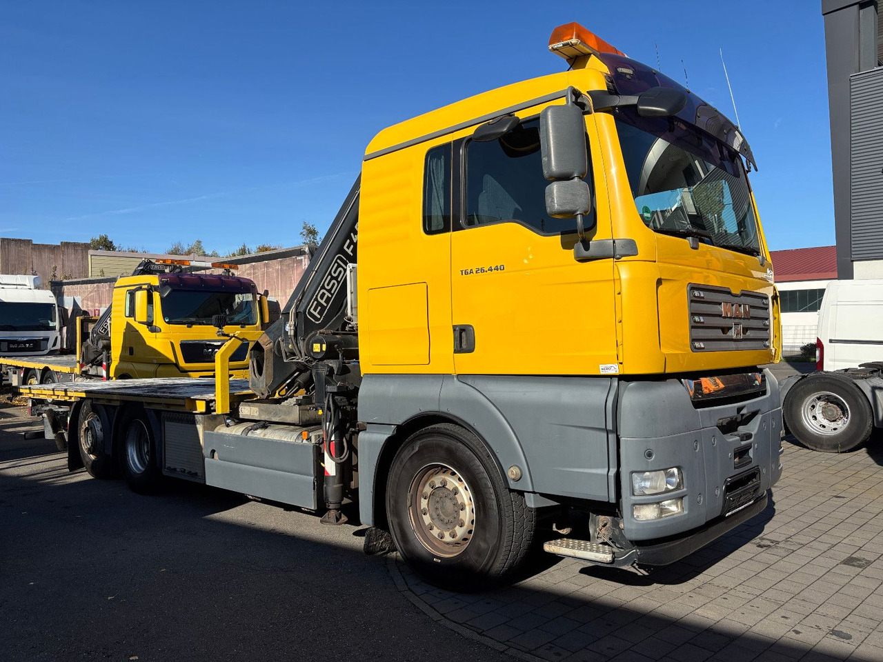 MAN TGA 26.440 FASSI F450AXP Containerauf./Lenkachse - משאית מנוף: תמונה 2 MAN TGA 26.440 FASSI F450AXP Containerauf./Lenkachse - משאית מנוף: תמונה 2