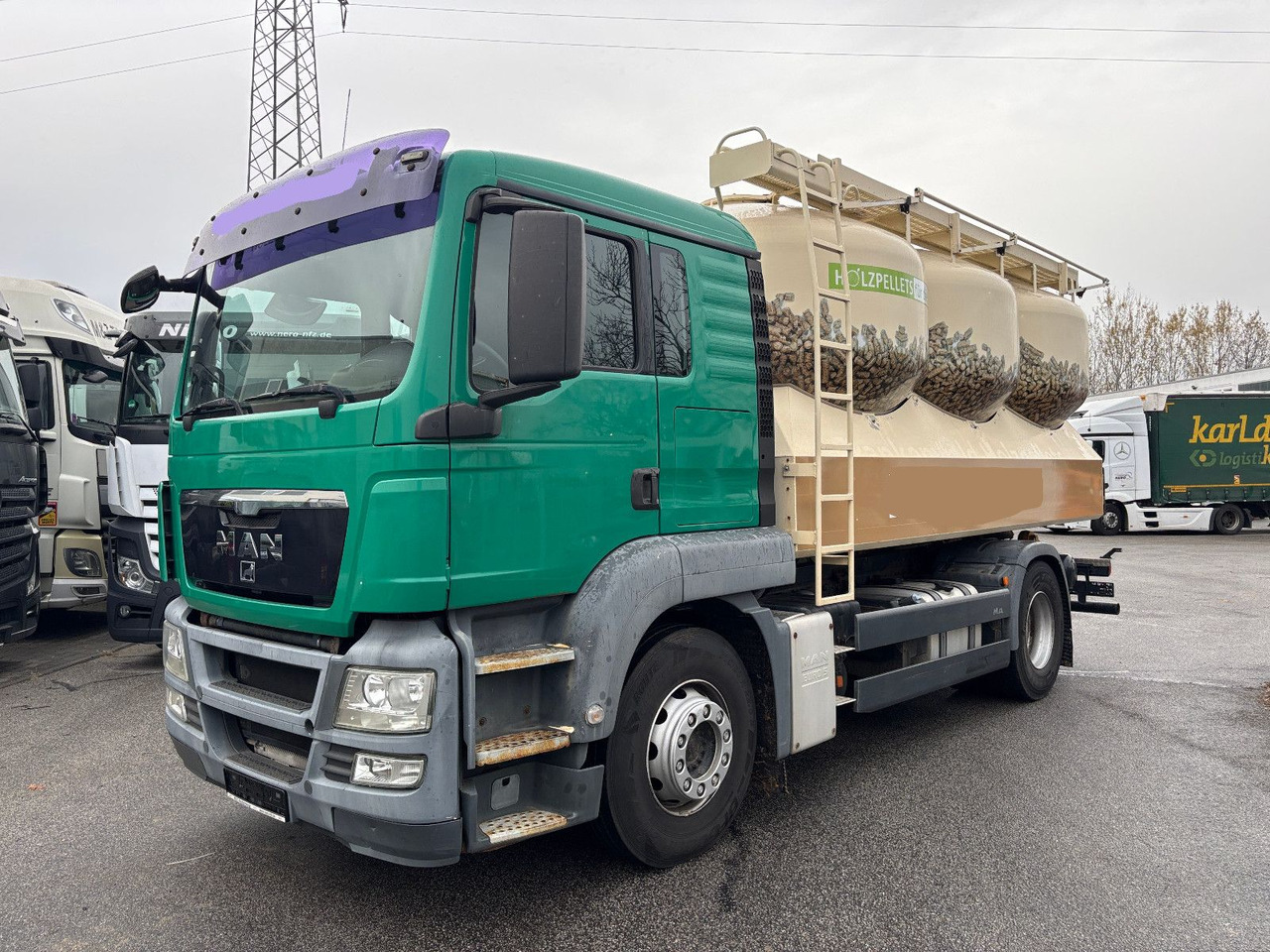 MAN TGS 18.440 Silo/Waage/Kompressor/40m Schlauch - משאית מכל: תמונה 2 MAN TGS 18.440 Silo/Waage/Kompressor/40m Schlauch - משאית מכל: תמונה 2
