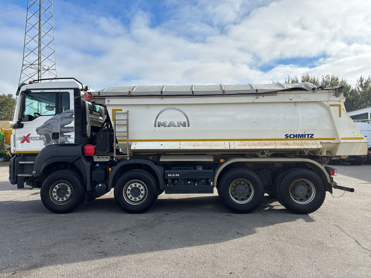 MAN TGS41.510 8x4 Schmitz Muldenkipper Retarder/19m³ - מזהיר: תמונה 4 MAN TGS41.510 8x4 Schmitz Muldenkipper Retarder/19m³ - מזהיר: תמונה 4