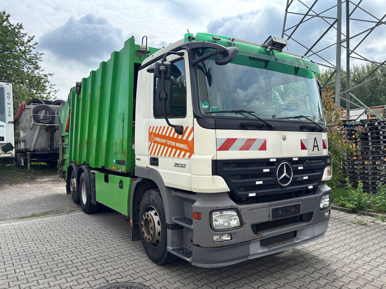 Mercedes-Benz 2532L EU5/Zöller Schüttung/VarioPress/Blatt-Luft - משאית אשפה: תמונה 1 Mercedes-Benz 2532L EU5/Zöller Schüttung/VarioPress/Blatt-Luft - משאית אשפה: תמונה 1