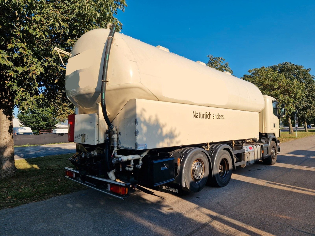 Scania R440 31m³ SILO 4 Kammer/Retarder/Kompressor/Lift - משאית מכל: תמונה 3 Scania R440 31m³ SILO 4 Kammer/Retarder/Kompressor/Lift - משאית מכל: תמונה 3