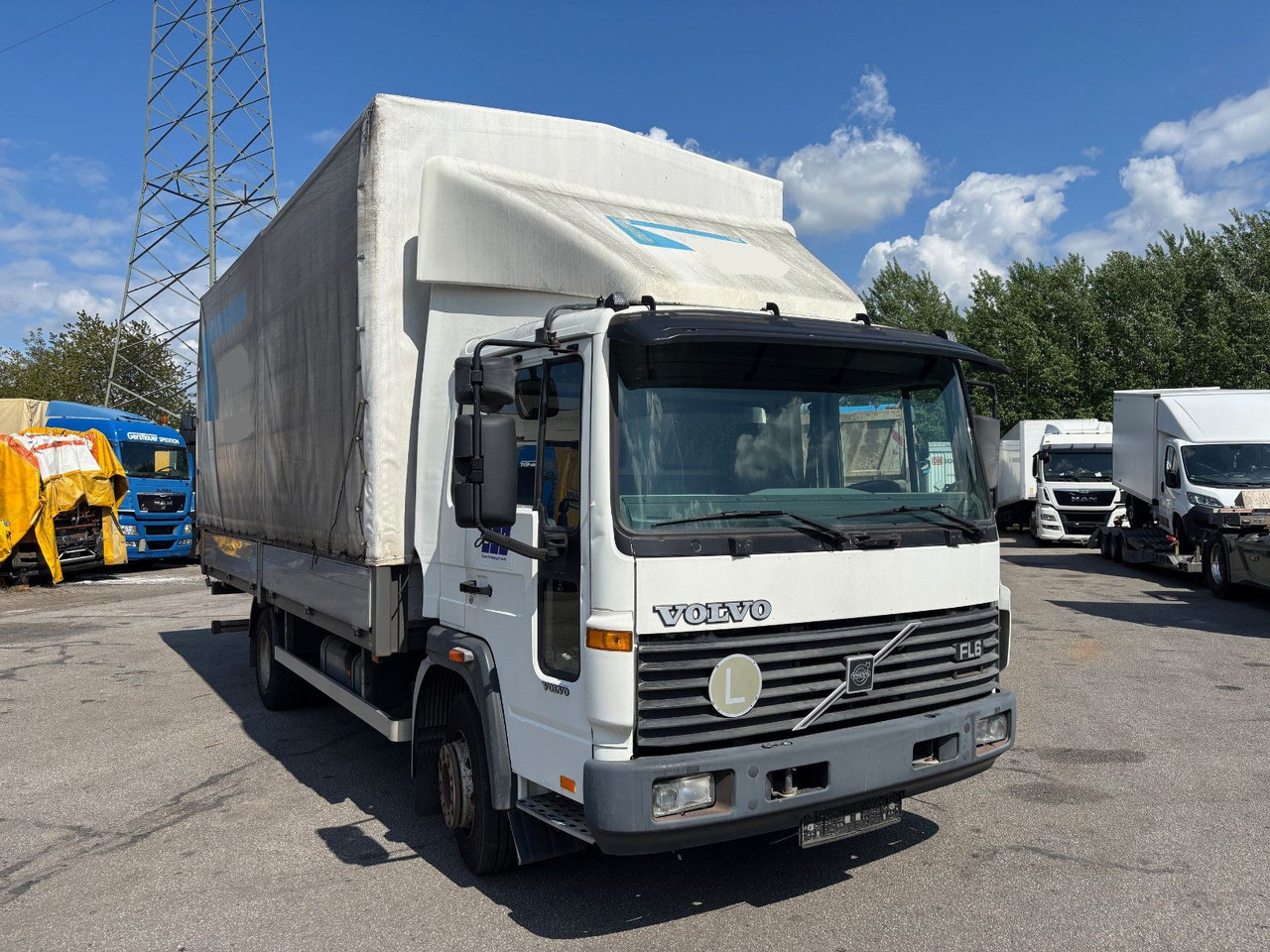 Volvo FL6 Klima/Luftfederung - כלי רכב מסחרי עם וילונות צד: תמונה 2 Volvo FL6 Klima/Luftfederung - כלי רכב מסחרי עם וילונות צד: תמונה 2