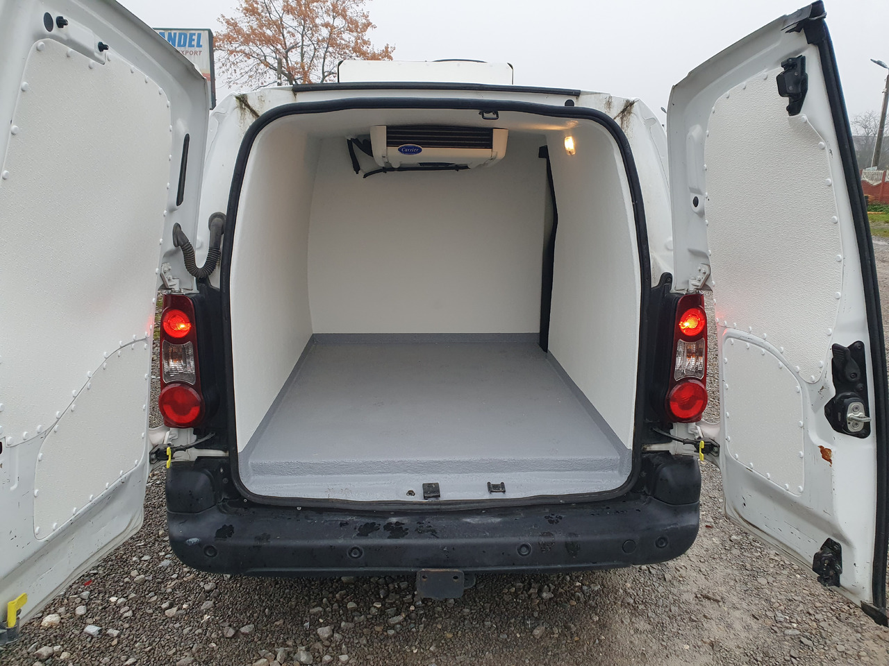 CITROËN Berlingo long chlodnia mroznia carrier Klima euro6 - כלי רכב מסחרי לקירור: תמונה 2 CITROËN Berlingo long chlodnia mroznia carrier Klima euro6 - כלי רכב מסחרי לקירור: תמונה 2
