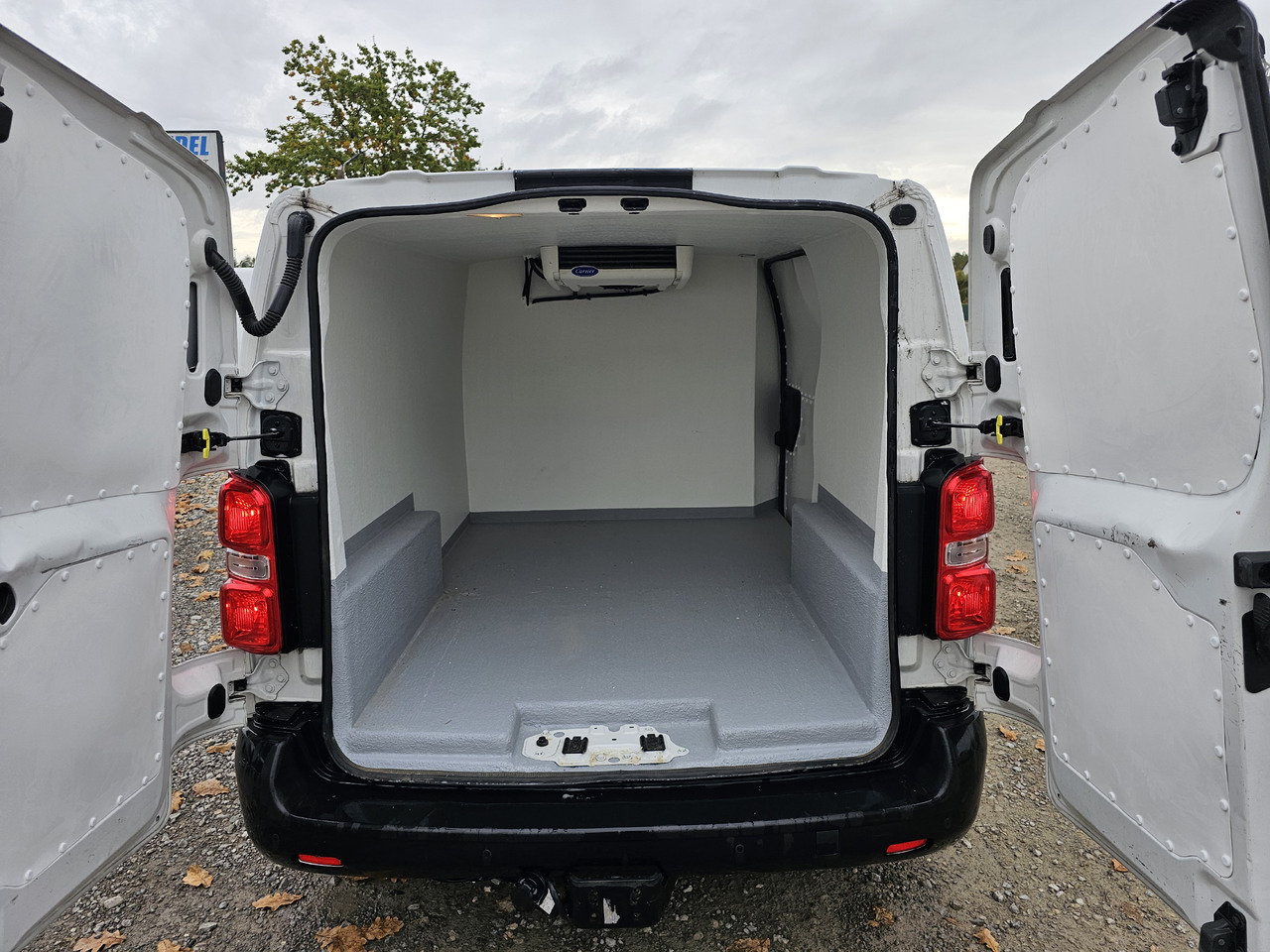 Citroen JUMPY CHLODNIA MROZNIA CARRIER+230V KLIMA NAVI EURO6 - כלי רכב מסחרי לקירור: תמונה 1 Citroen JUMPY CHLODNIA MROZNIA CARRIER+230V KLIMA NAVI EURO6 - כלי רכב מסחרי לקירור: תמונה 1