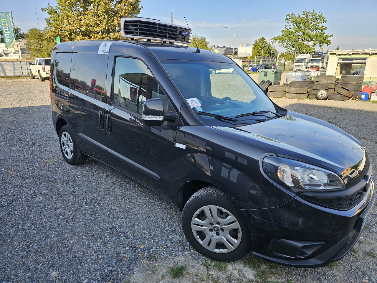 FIAT DOBLO CHLODNIA MROZNIA CARRIER - 20 C KLIMA EURO6 - כלי רכב מסחרי לקירור: תמונה 3 FIAT DOBLO CHLODNIA MROZNIA CARRIER - 20 C KLIMA EURO6 - כלי רכב מסחרי לקירור: תמונה 3
