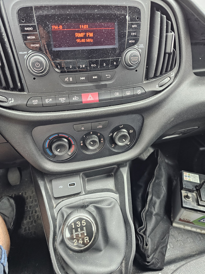 FIAT DOBLO CHLODNIA MROZNIA CARRIER - 20 C KLIMA EURO6 - כלי רכב מסחרי לקירור: תמונה 4 FIAT DOBLO CHLODNIA MROZNIA CARRIER - 20 C KLIMA EURO6 - כלי רכב מסחרי לקירור: תמונה 4