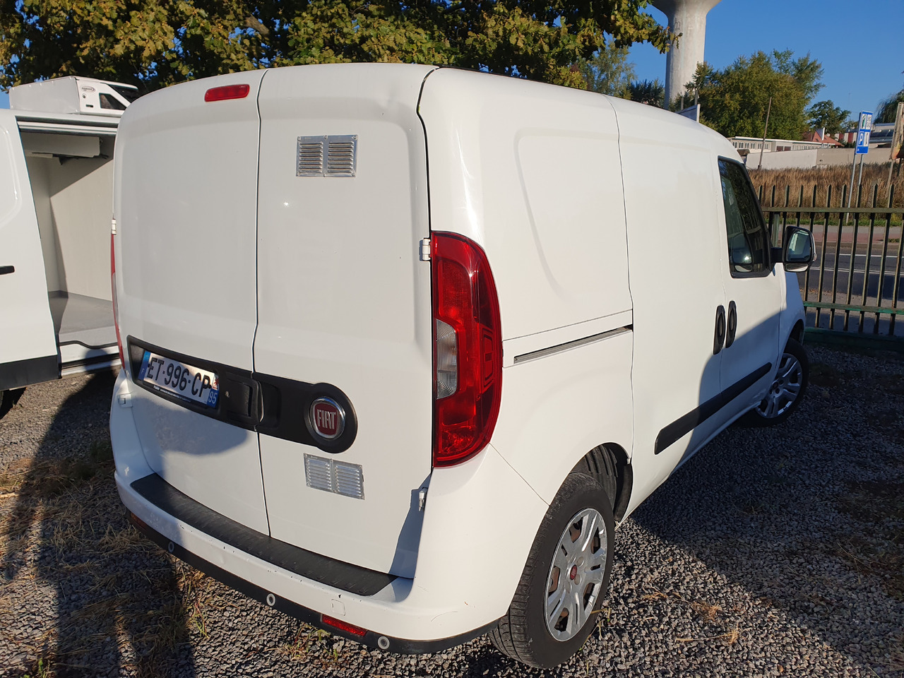 FIAT DOBLO CHLODNIA THERMOKING KLIMA EURO6 - כלי רכב מסחרי לקירור: תמונה 5 FIAT DOBLO CHLODNIA THERMOKING KLIMA EURO6 - כלי רכב מסחרי לקירור: תמונה 5