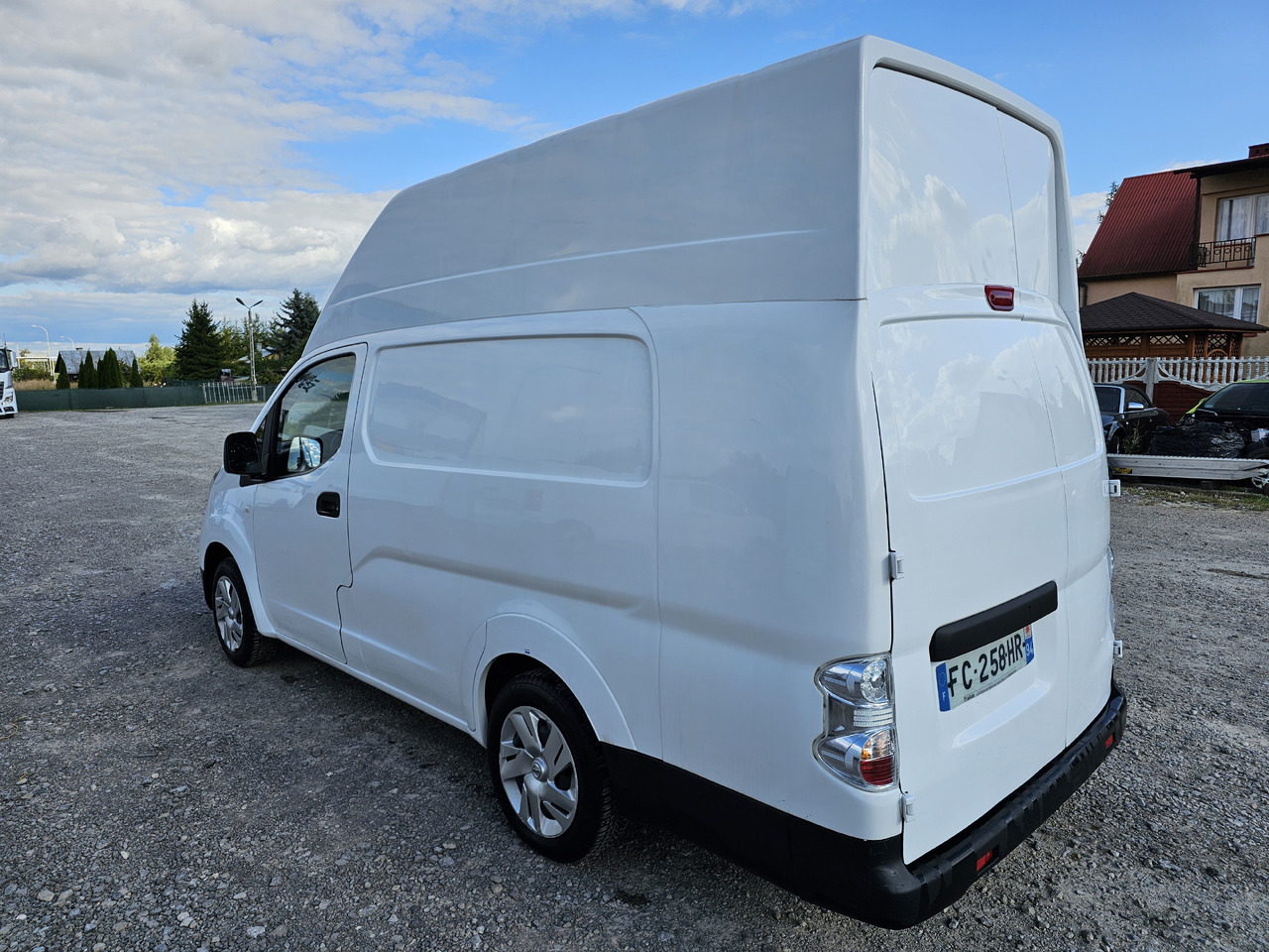 NISSAN E-NV200 ELEKTRYCZNY 40 KV 250 km klima KAMERA - כלי רכב מסחרי קטן, כלי רכב מסחרי חשמלי: תמונה 5 NISSAN E-NV200 ELEKTRYCZNY 40 KV 250 km klima KAMERA - כלי רכב מסחרי קטן, כלי רכב מסחרי חשמלי: תמונה 5