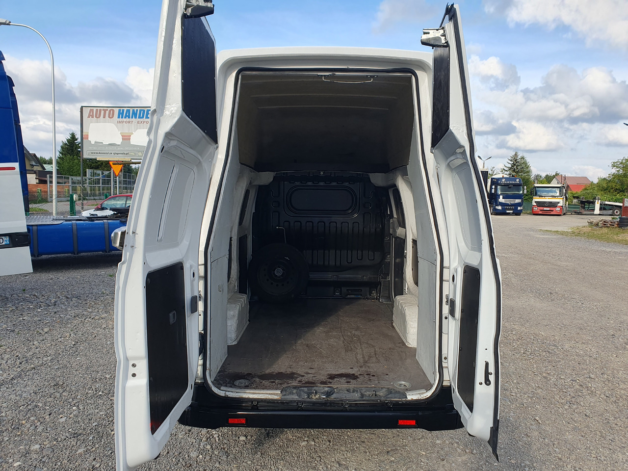 Nissan e-NV200 ELEKTRYK 40 Kwh 250 -300 km klima kamera - כלי רכב מסחרי קטן, כלי רכב מסחרי חשמלי: תמונה 3 Nissan e-NV200 ELEKTRYK 40 Kwh 250 -300 km klima kamera - כלי רכב מסחרי קטן, כלי רכב מסחרי חשמלי: תמונה 3